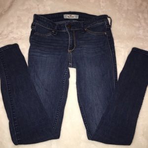 Medium wash hollister jeans